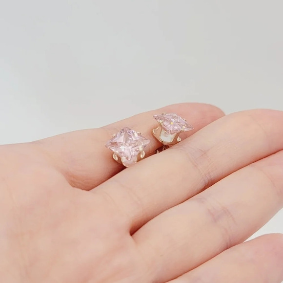 New 925 sterling silver CZ pink square stud earrings - Picture 2 of 5